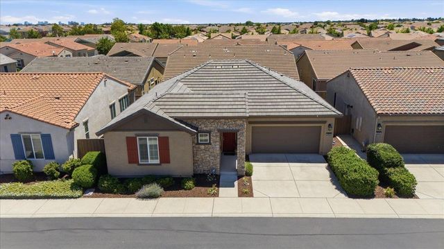 3910 Del Arco Ln, Sacramento, CA 95834