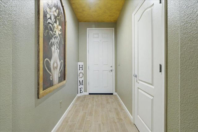 3910 Del Arco Ln, Sacramento, CA 95834