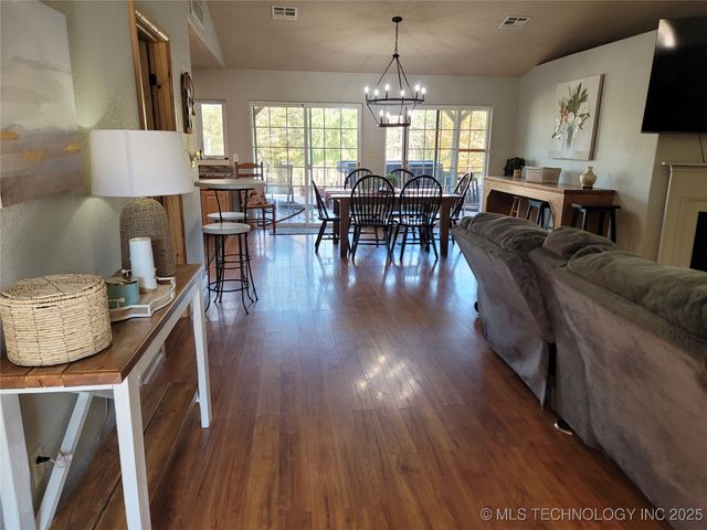 107451 S 4138 Road, Checotah, OK 74426