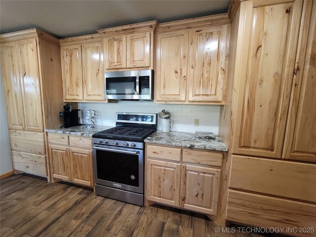 107451 S 4138 Road, Checotah, OK 74426