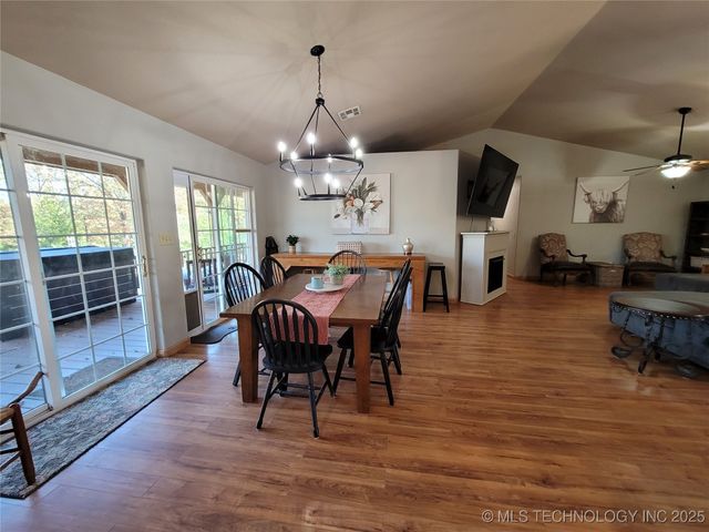 107451 S 4138 Road, Checotah, OK 74426