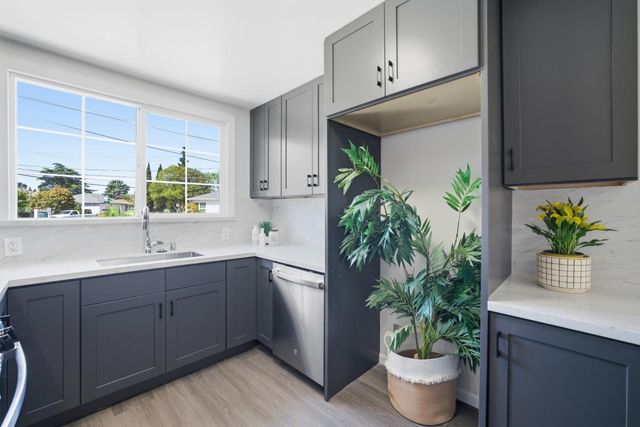 104 Lotus Way, East Palo Alto, CA 94303