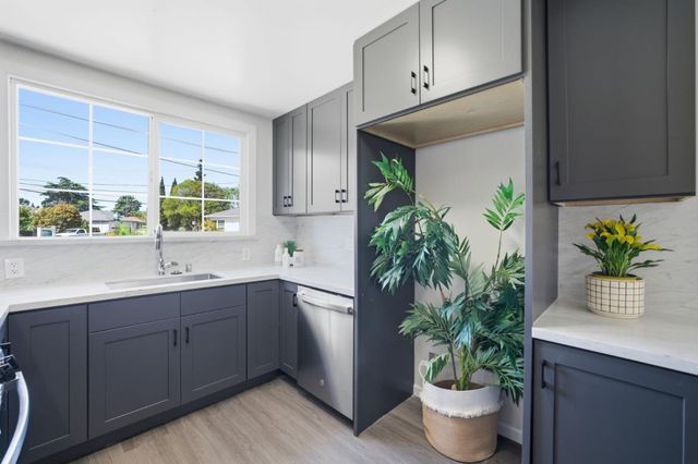 104 Lotus Way, East Palo Alto, CA 94303
