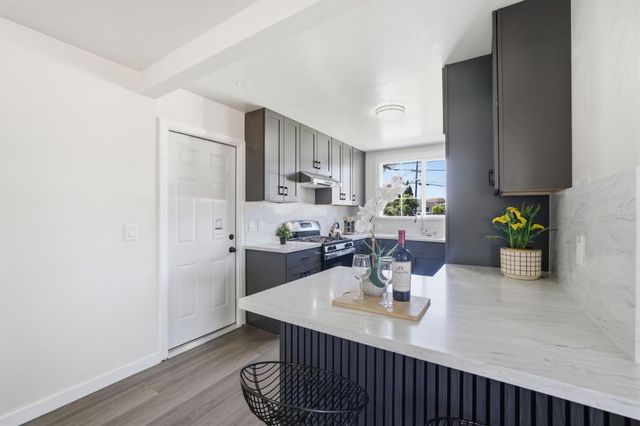 104 Lotus Way, East Palo Alto, CA 94303