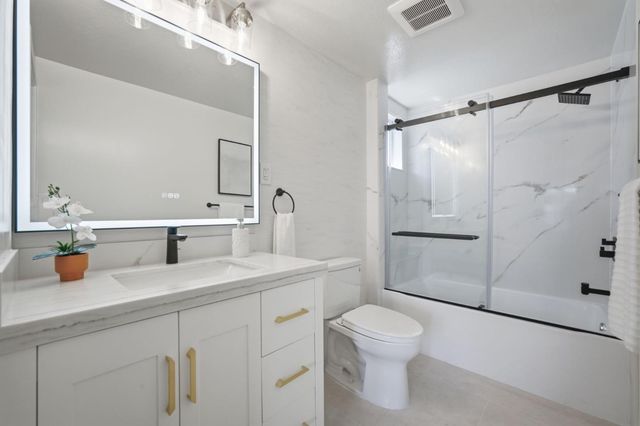 104 Lotus Way, East Palo Alto, CA 94303