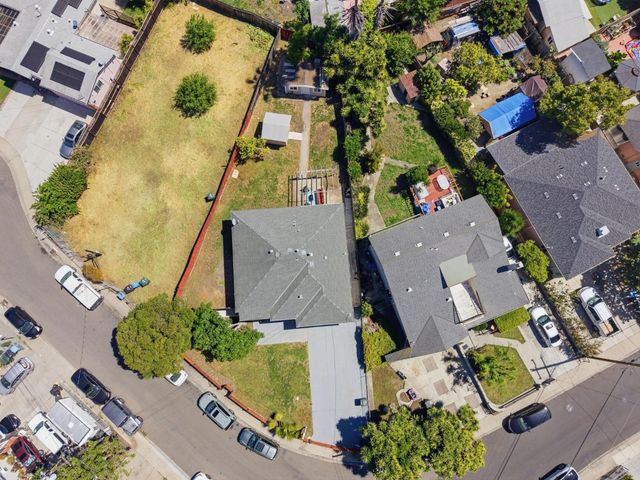 104 Lotus Way, East Palo Alto, CA 94303
