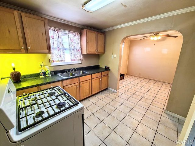 404 Ballman Avenue, St Louis, MO 63135