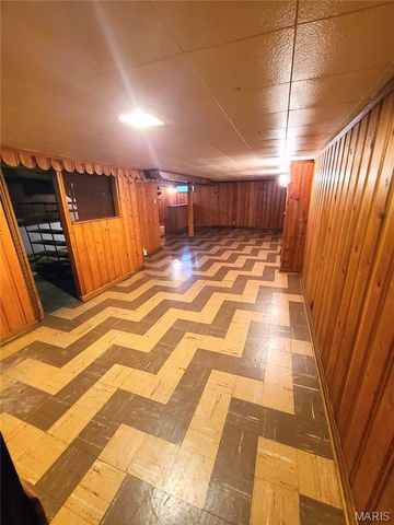 404 Ballman Avenue, St Louis, MO 63135