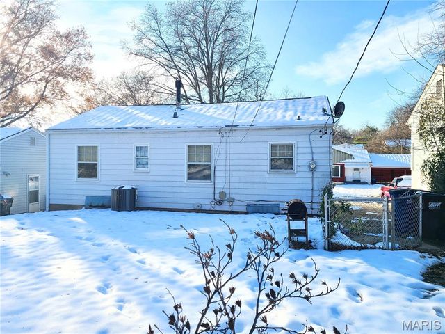 404 Ballman Avenue, St Louis, MO 63135