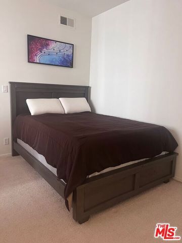 620 S Gramercy Place 339, Los Angeles, CA 90005