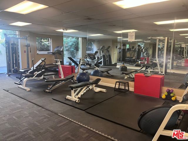 620 S Gramercy Place 339, Los Angeles, CA 90005