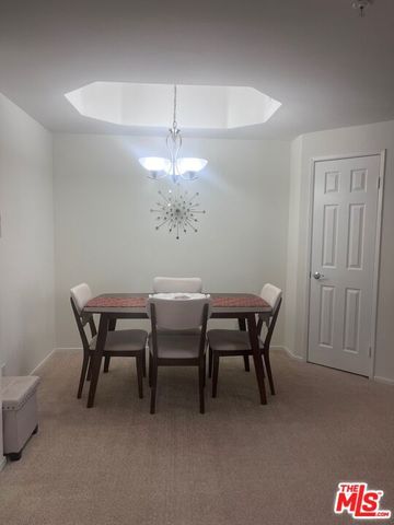 620 S Gramercy Place 339, Los Angeles, CA 90005