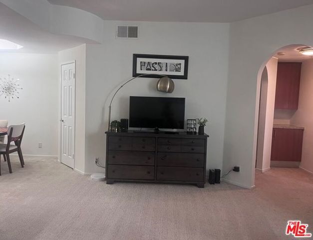 620 S Gramercy Place 339, Los Angeles, CA 90005
