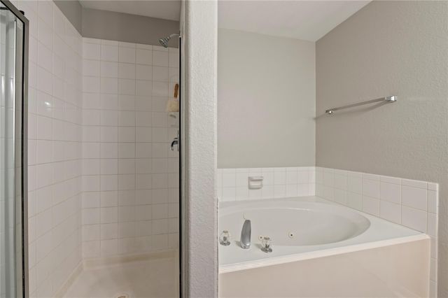 9323 Comanche Peak Lane, Houston, TX 77089