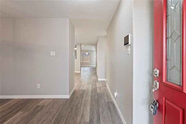 9323 Comanche Peak Lane, Houston, TX 77089