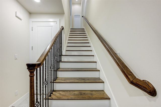1222 W Dallas Street, Houston, TX 77019