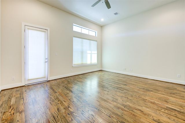 1222 W Dallas Street, Houston, TX 77019