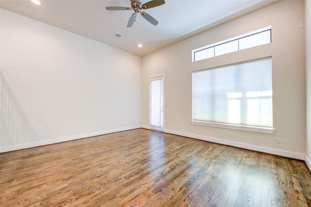 1222 W Dallas Street, Houston, TX 77019