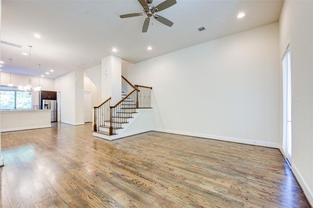 1222 W Dallas Street, Houston, TX 77019