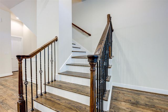 1222 W Dallas Street, Houston, TX 77019