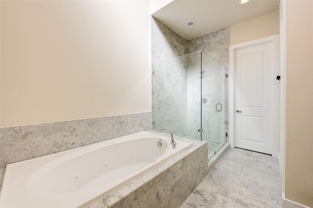1222 W Dallas Street, Houston, TX 77019