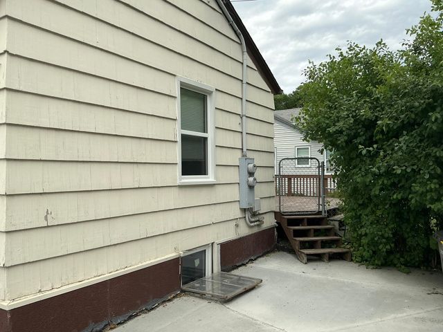 1110 12th Street S, Moorhead, MN 56560