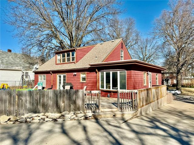 924 W 3rd Street, Maryville, MO 64468