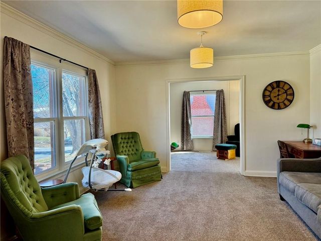 924 W 3rd Street, Maryville, MO 64468