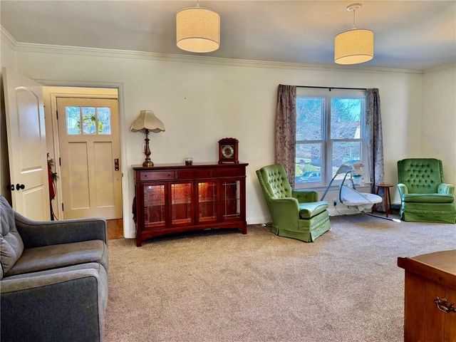 924 W 3rd Street, Maryville, MO 64468