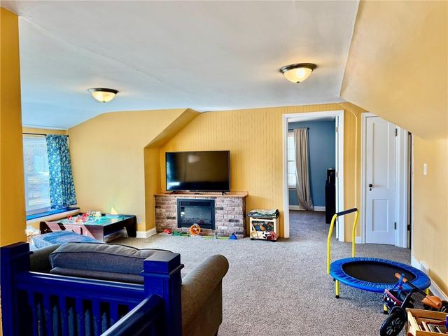 924 W 3rd Street, Maryville, MO 64468