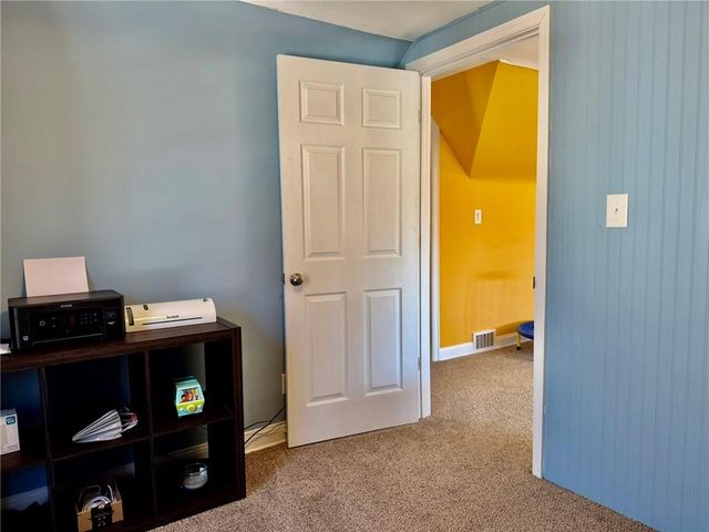 924 W 3rd Street, Maryville, MO 64468