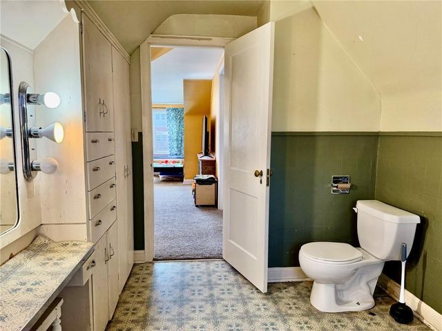 924 W 3rd Street, Maryville, MO 64468