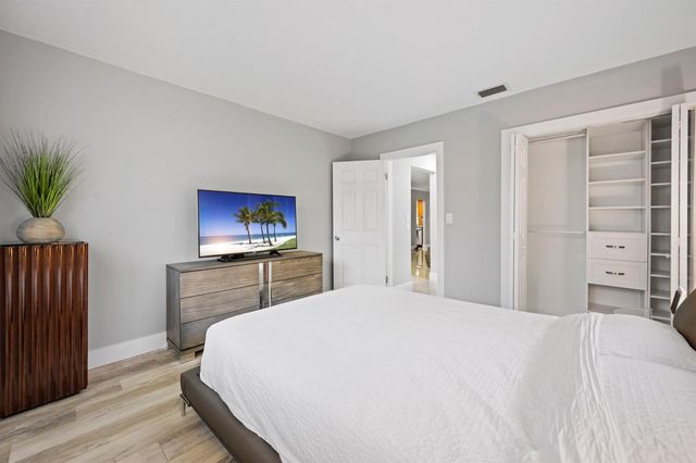 1336 Funston Street, Hollywood, FL 33019