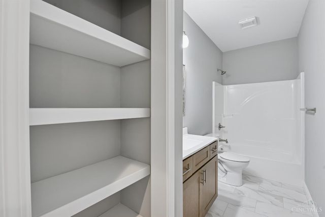 8353 Alice Way, Kelso Twp, IN 47012