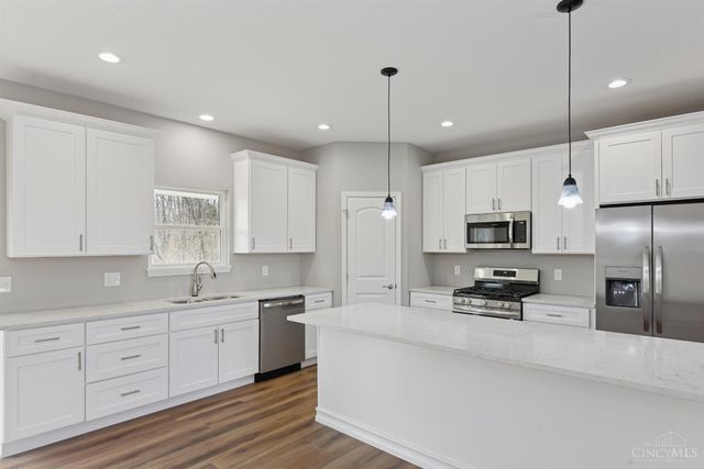 8353 Alice Way, Kelso Twp, IN 47012