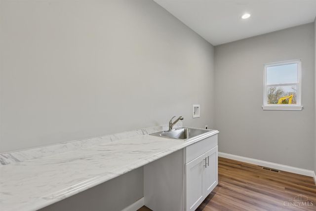 8353 Alice Way, Kelso Twp, IN 47012