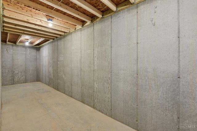 8353 Alice Way, Kelso Twp, IN 47012