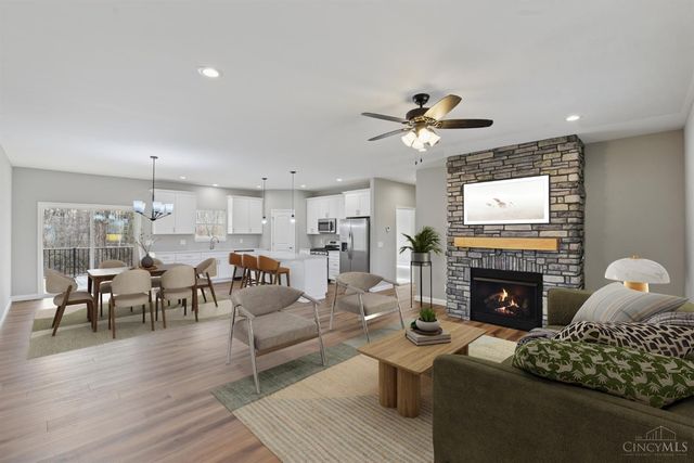 8353 Alice Way, Kelso Twp, IN 47012