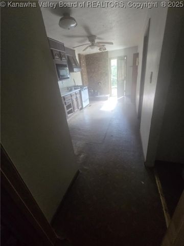 630 Melody Lane, Charleston, WV 25313