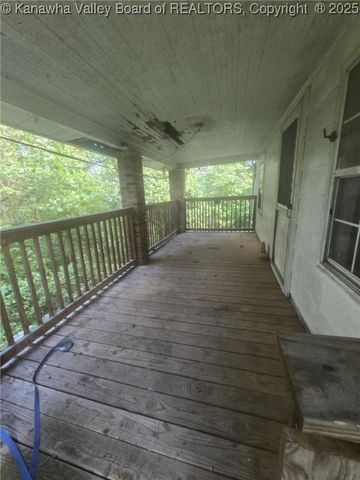 630 Melody Lane, Charleston, WV 25313