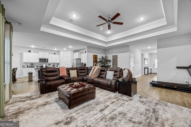 5108 Grand Oak Circle, Lake Park, GA 31636