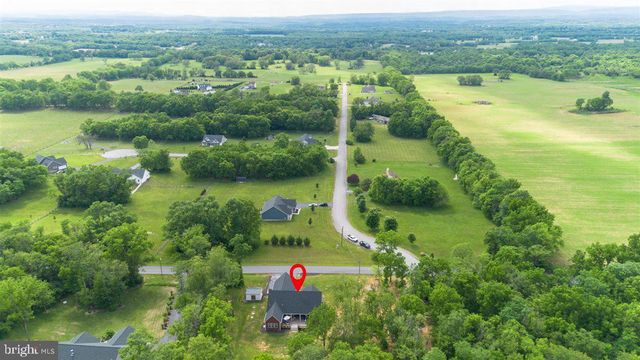 2390 SHIRLEY RD, Charles Town, WV 25414