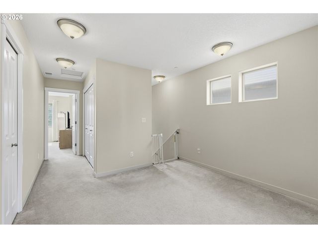 28355 Sw VILLEBOIS Dr, Wilsonville, OR 97070