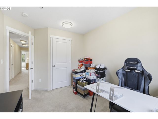 28355 Sw VILLEBOIS Dr, Wilsonville, OR 97070
