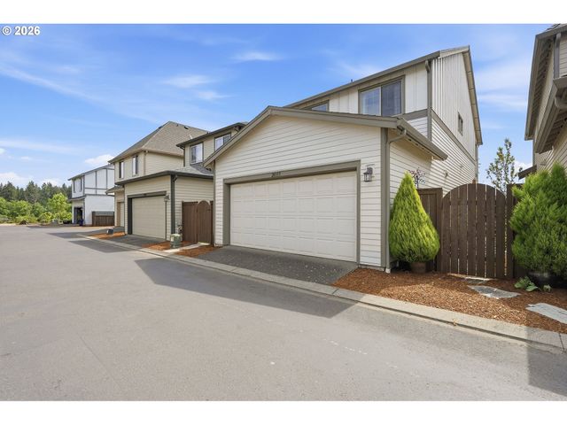 28355 Sw VILLEBOIS Dr, Wilsonville, OR 97070