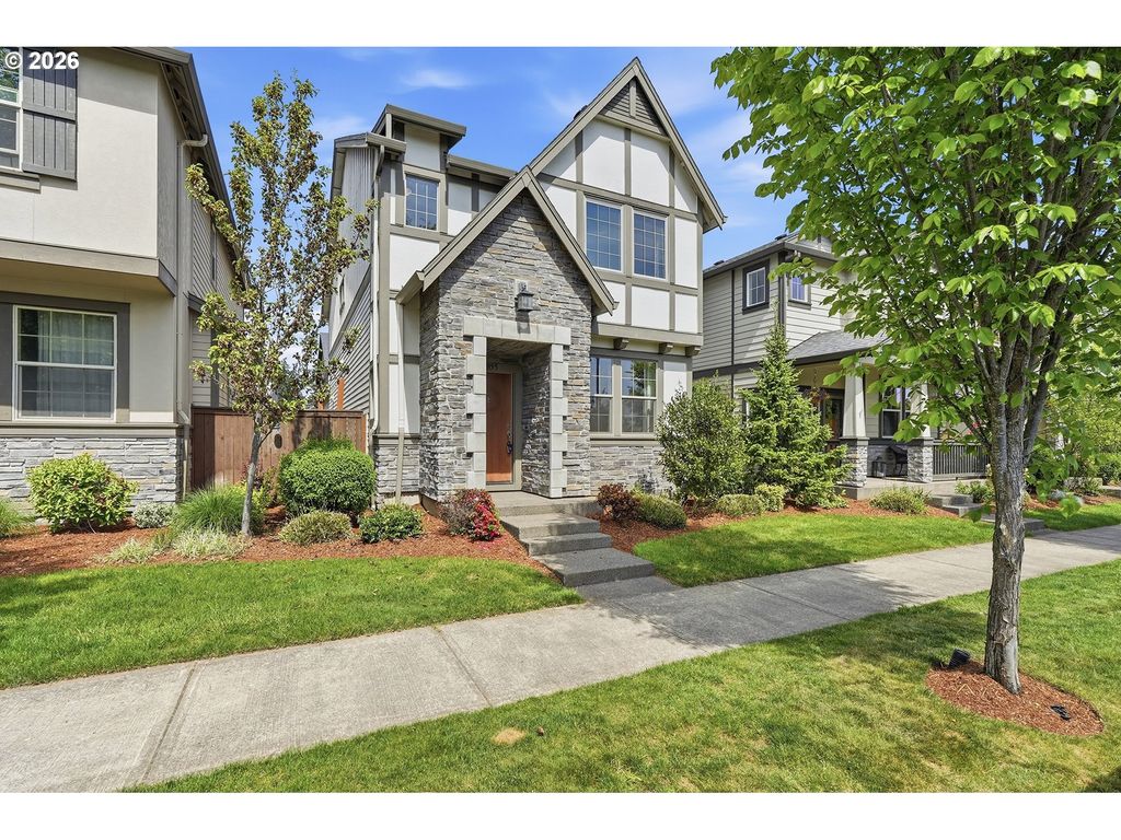 28355 Sw VILLEBOIS Dr, Wilsonville, OR 97070