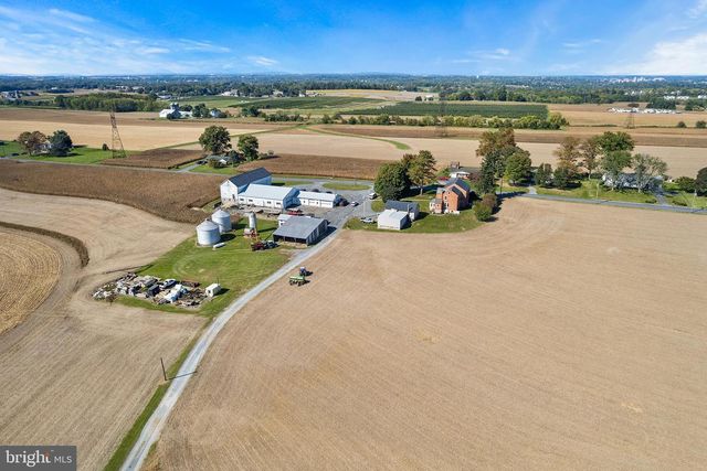 133 SPRECHER RD, Willow Street, PA 17584