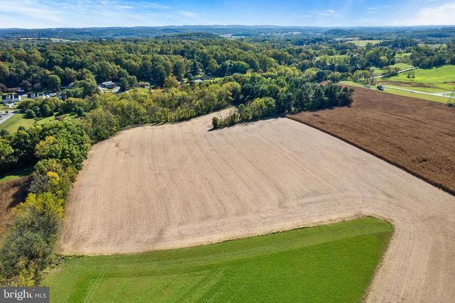 133 SPRECHER RD, Willow Street, PA 17584