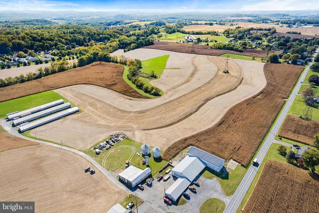133 SPRECHER RD, Willow Street, PA 17584