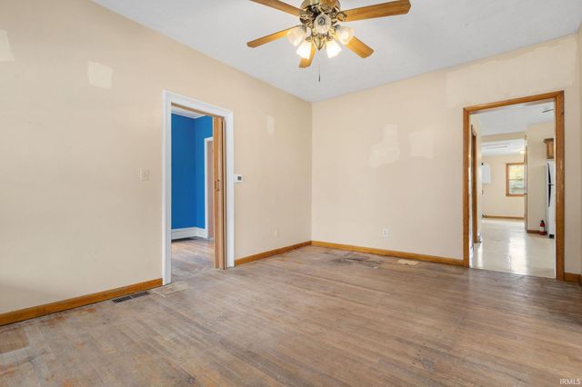 201 W Chestnut Street, New Carlisle, IN 46552